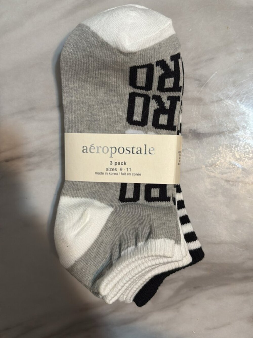 Aeropostale 3-Pack Socks – Sizes 9-11  Brand new